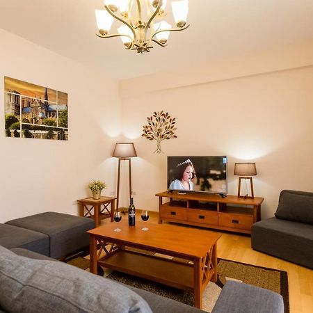 Apartment In The City Centre Ll Tbilisi Ngoại thất bức ảnh