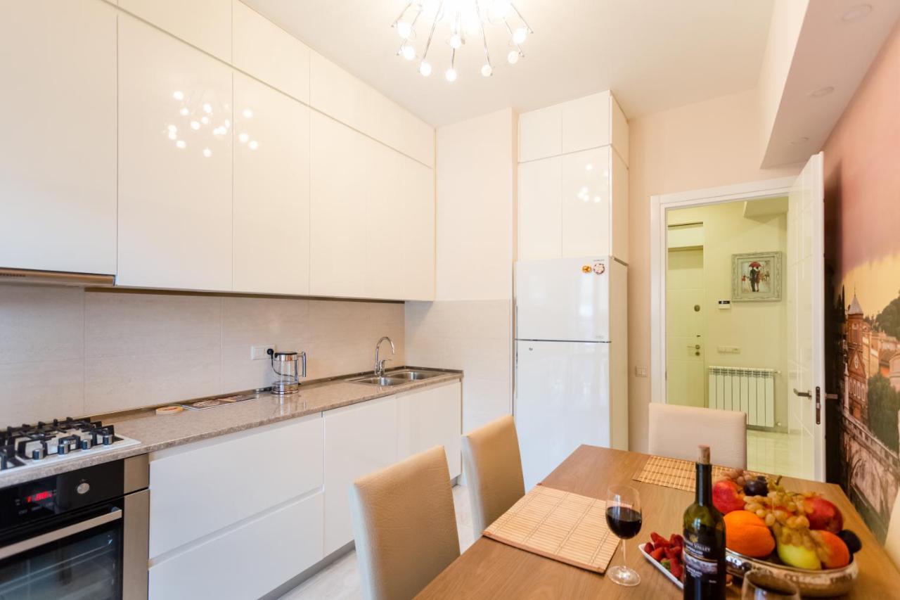 Apartment In The City Centre Ll Tbilisi Ngoại thất bức ảnh
